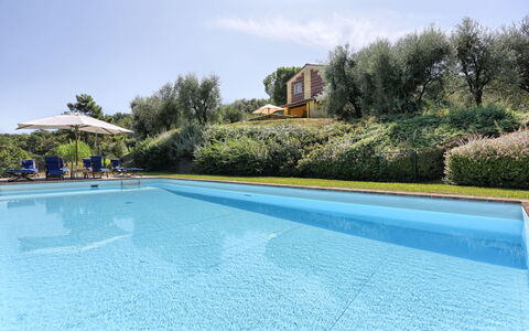 Le Pergole: Piscina, Proprietà, Tempo Libero, Acqua, Immobiliare, Villa, Vacanza, Ricorrere, Estate, Casa