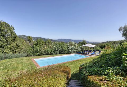 Le Pergole: Paesaggio Naturale, Proprietà, Piscina, Immobiliare, Riserva Naturale, Estate, Casa, Paesaggio, Area Rurale, Erba