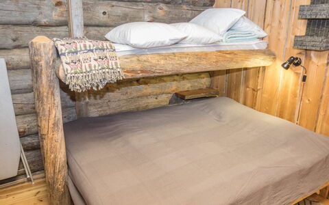 Nousujohde C1: Legna, Camera Da Letto, Letto A Castello, Letto, Biancheria, Bedding, Lenzuolo, Pavimento, Color Legno, Latifoglie