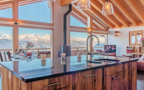 Chalet Flocon de Neige: Interior Design, Soffitto, Lampada, Casa, Cucina, Controsoffitto, Bicchiere, Fascio, Materiali Naturali, Inverno