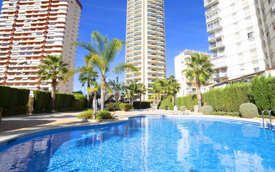 Calpe Calp 315: Acqua, Cielo, Proprietà, Blu, Piscina, Azzurro, Costruzione, Shade, Materiale Composito, Tempo Libero