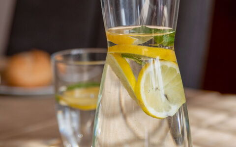 Norddeich 794: Tavola, Tavolo, Bicchieri, Acqua, Stemware, Dishware, Serveware, Barware