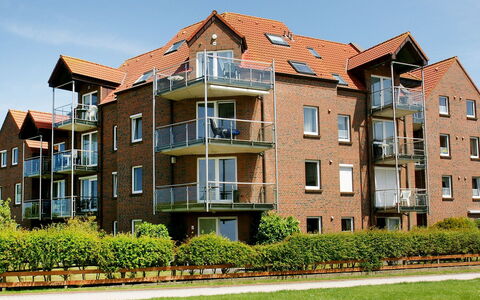 Baltrum-Badestrasse: Cielo, Pianta, Costruzione, Giorno, Proprietà, Finestra, Urban Design, Quartiere, Zona Residenziale