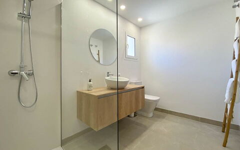 Nautic 3: Specchio, Costruzione, Rubinetto, Lavello, Idraulico Fixture, Lavandino Del Bagno, Interior Design, Casa, Legna