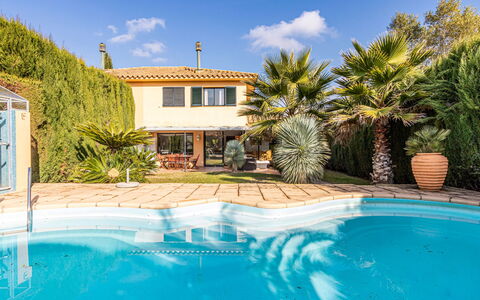 Acacies: Proprietà, Casa, Piscina, Immobiliare, Casa, Costruzione, Vacanza, Villa, Acqua, Estate