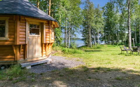 Katariina: Villetta, Casa, Casa, Edifici Giardino, Raccordo, Log Cabin, Agriturismo, Estate, Capannone, Cortile
