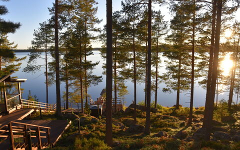 Villa Miestamo: Paesaggio Naturale, Banca, Natura Selvaggia, Foresta, Paesaggio, Lago, Costiera E Morfologie Oceanic, Larice, Riva
