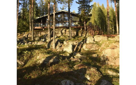 Villa Miestamo: Legna, Villetta, Woodland, Foresta, Log Cabin, Materiali Naturali, Shade, Portico, Edifici Giardino
