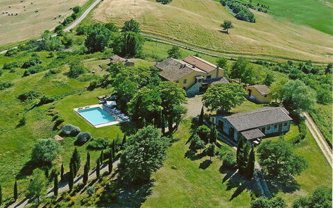 Le Querce Di Campocane: Fotografia Aerea, Visione Globale, Proprietà, Paesaggio Naturale, Hill Station, Area Rurale, Lotto, Paesaggio, Fotografia, Estate