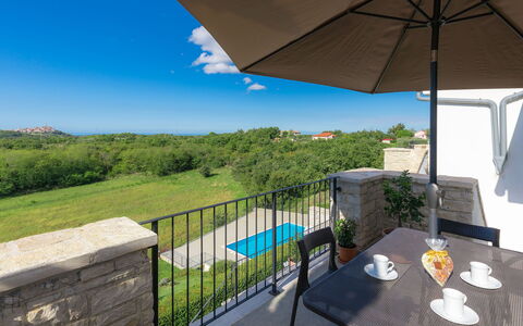 Buje 200: Proprietà, Casa, Immobiliare, Costruzione, Casa, Camera, Erba, Shade, Zona Residenziale, Villetta