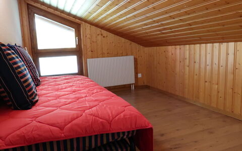 Cassiopée 26: Proprietà, Legna, Interior Design, Costruzione, Pavimentazione, Comfort, Architettura, Pavimento, Parete, Color Legno