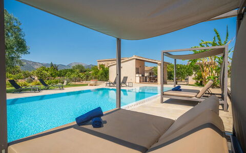 Cas Ciutada: Piscina, Mobili Da Esterno, Tempo Libero, Ricorrere, Shade, Sedia, Struttura Esterna, Eco Hotel, Ombrello, Vacanza