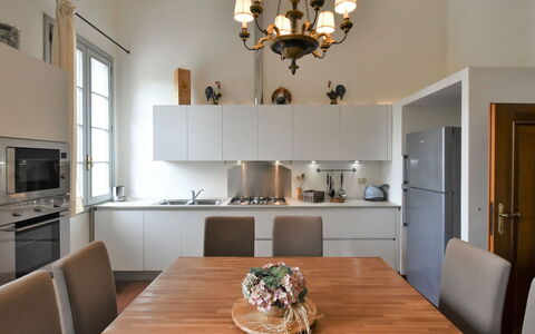 Barchessa Palladio: Mobilia, Interior Design, Pavimentazione, Legna, Soffitto, Controsoffitto, Tavolo, Cucina, Sedia, Lampada