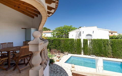 Tulipanes: Costruzione, Cielo, Proprietà, Pianta, Azzurro, Acqua, Architettura, Shade, Tempo Libero, Immobiliare