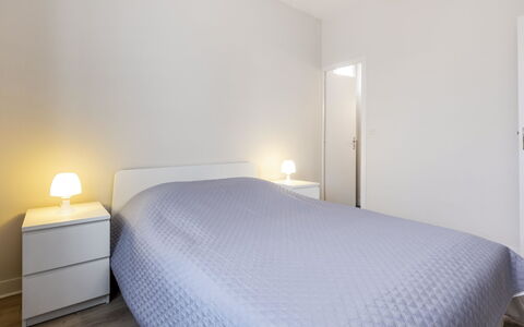Dinard 120: Mobilia, Comfort, Costruzione, Legna, Tessile, Illuminazione, Shade, Lampada, Interior Design, Cuscino