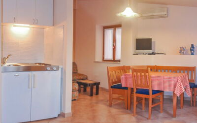 Alloggio:&nbsp;Forlani 103.2