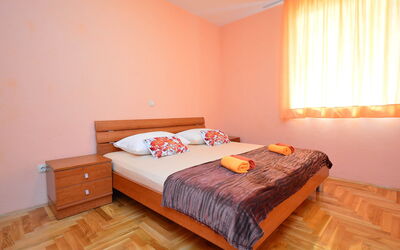 Alloggio:&nbsp;Mornar 100.4