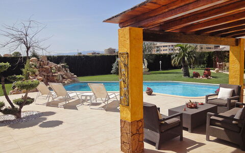 L'Aldea: Piscina, Proprietà, Casa, Costruzione, Cielo, Terrazza, Vacanza, Mobilia, Casa, Ricorrere