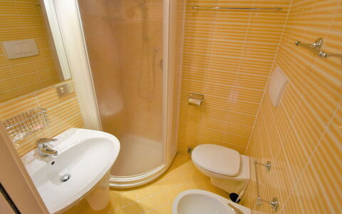 Alloggio:&nbsp;Apt 41 590.3