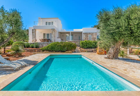 Villa Butterfly: Blu, Piscina, Estate, Giardino, Ricorrere, Landscaping, Agriturismo, Villa, Eco Hotel, Dimora