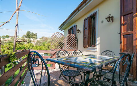 Vista Mare Noto: Proprietà, Immobiliare, Casa, Costruzione, Casa, Albero, Tavolo, Villetta, Camera, Vacanza