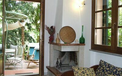 Fresia: Camera, Proprietà, Interior Design, Verde, Casa, Mobilia, Casa, Immobiliare, Costruzione, Soggiorno