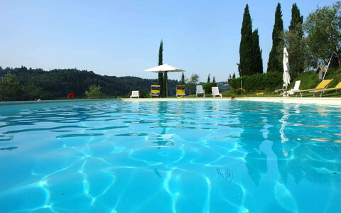 Tenuta Il Tresto: Piscina, Acqua, Blu, Tempo Libero, Vacanza, Cielo, Estate, Divertimento, Turismo, Albero