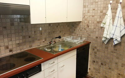 Apartment 10