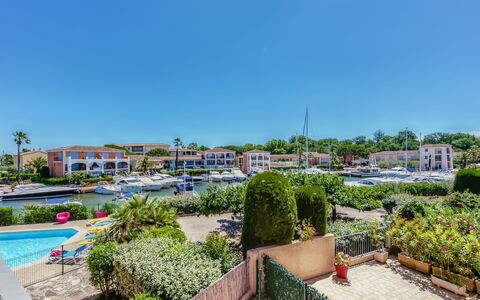 Le Phare: Mobilia, Mobili Da Esterno, Tavolo Esterno, Sedia, Tavolo, Giardino, Backyard, Shade, Terrazza, Eco Hotel