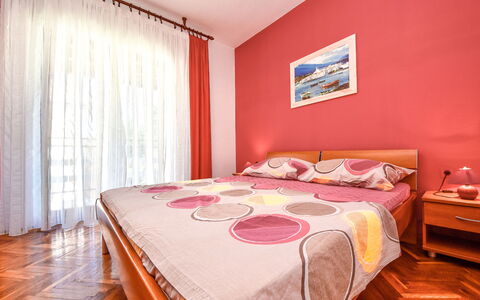 Lidija: Proprietà, Mobilia, Legna, Tessile, Arancia, Interior Design, Costruzione, Pavimentazione