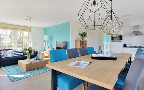 Noordwijk 810: Tavolo, Mobilia, Proprietà, Divano, Blu, Legna, Illuminazione, Interior Design, Sedia, Finestra
