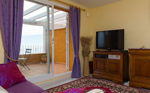 Benitachell 829: Mobilia, Proprietà, Televisione, Cabinetry, Comfort, Tenda, Interior Design, Legna, Soggiorno, Shade
