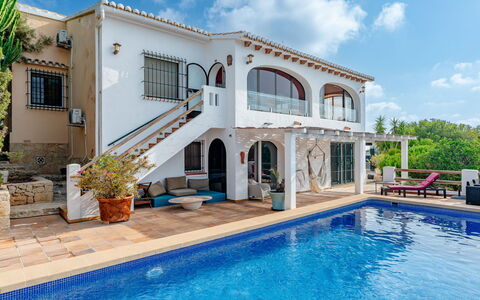 Karima: Piscina, Casa, Estate, Ricorrere, Balcone, Dimora, Villa, Hacienda, Hotel, Eco Hotel